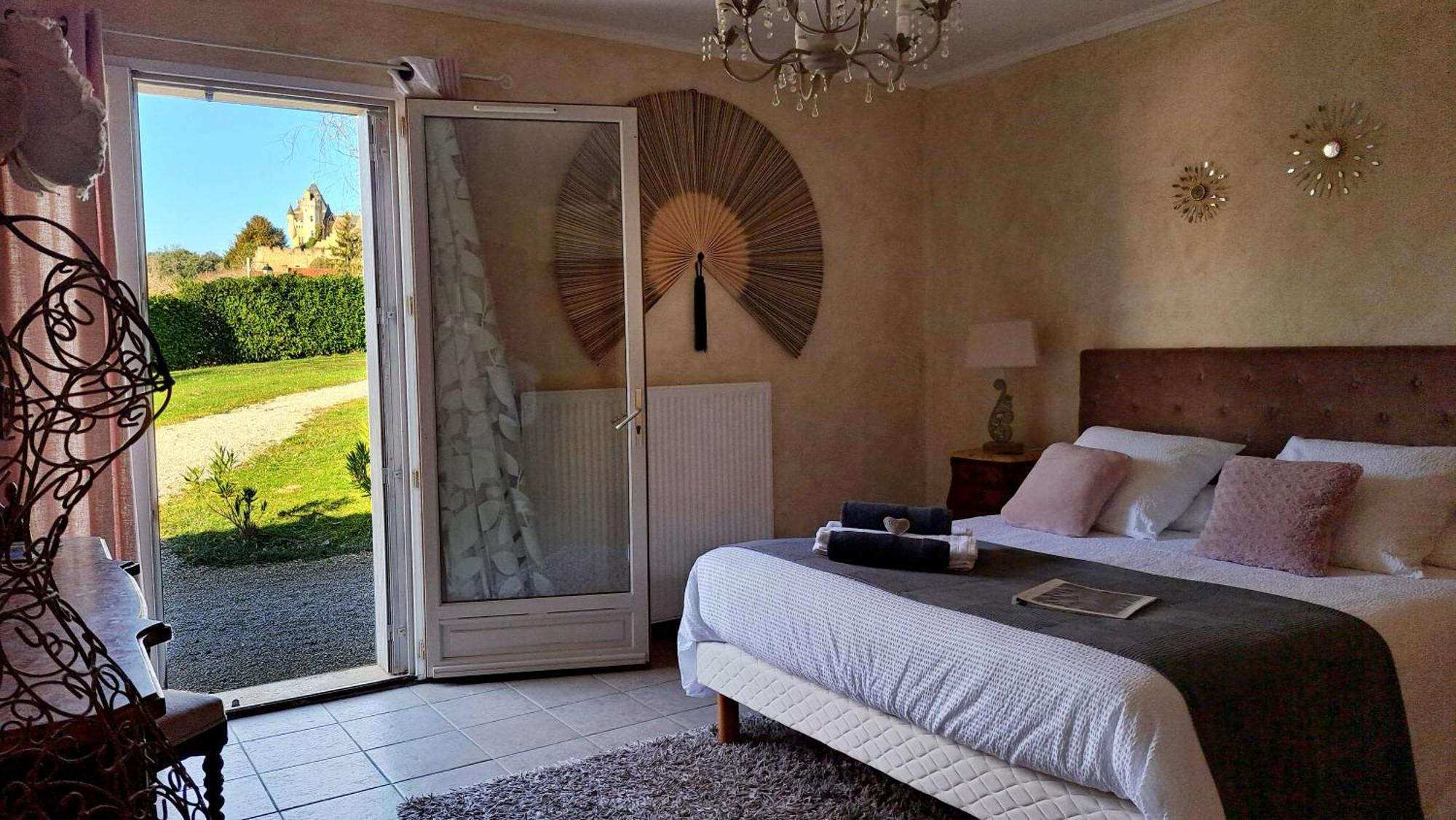 La Barde Montfort, Votre Maison D'Hotes A 4 Kms De Sarlat Dordogne Вітрак Екстер'єр фото